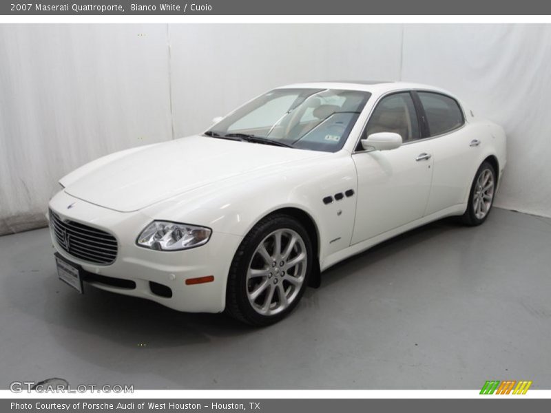 Bianco White / Cuoio 2007 Maserati Quattroporte