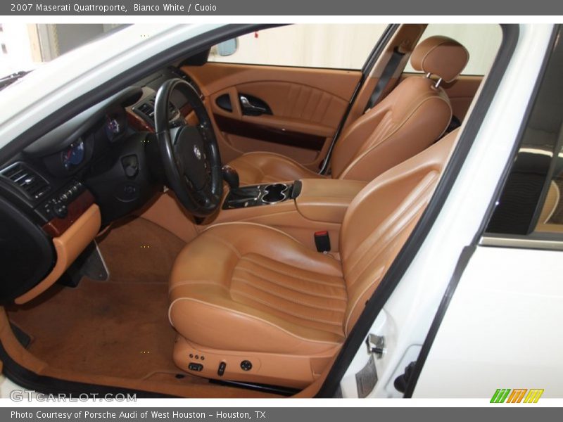 Bianco White / Cuoio 2007 Maserati Quattroporte