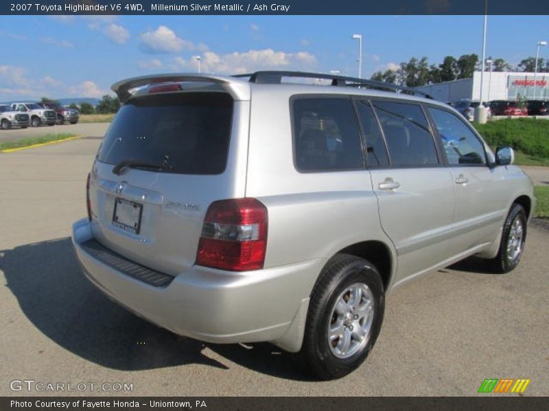 Millenium Silver Metallic / Ash Gray 2007 Toyota Highlander V6 4WD