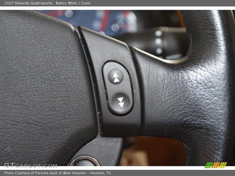 Bianco White / Cuoio 2007 Maserati Quattroporte