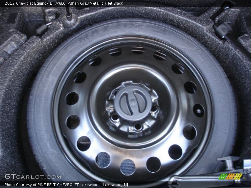 Ashen Gray Metallic / Jet Black 2013 Chevrolet Equinox LT AWD