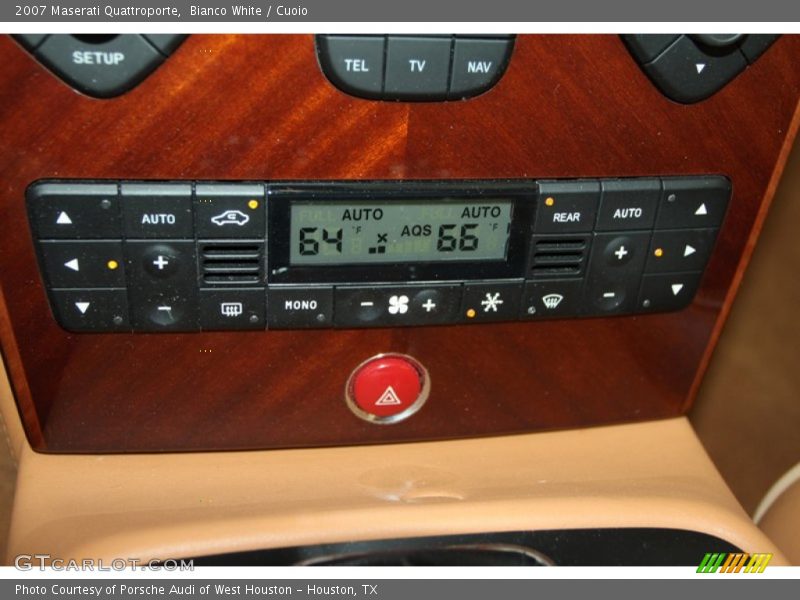 Bianco White / Cuoio 2007 Maserati Quattroporte
