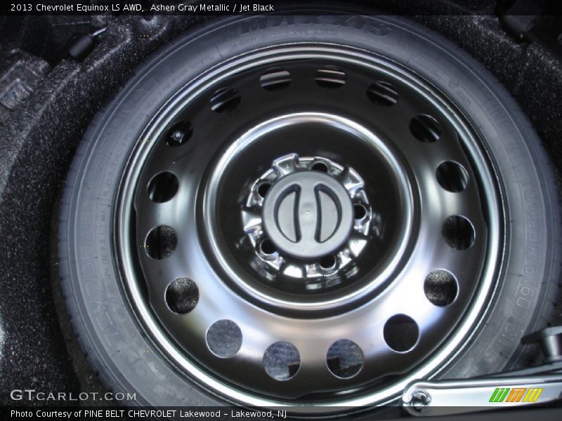 Ashen Gray Metallic / Jet Black 2013 Chevrolet Equinox LS AWD