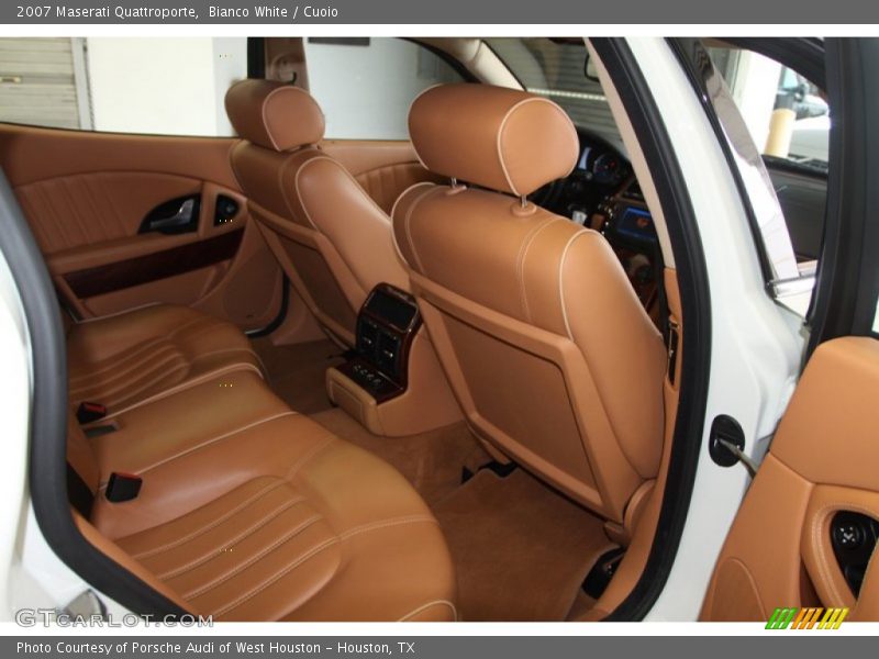 Bianco White / Cuoio 2007 Maserati Quattroporte