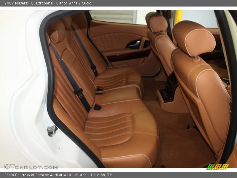 Bianco White / Cuoio 2007 Maserati Quattroporte
