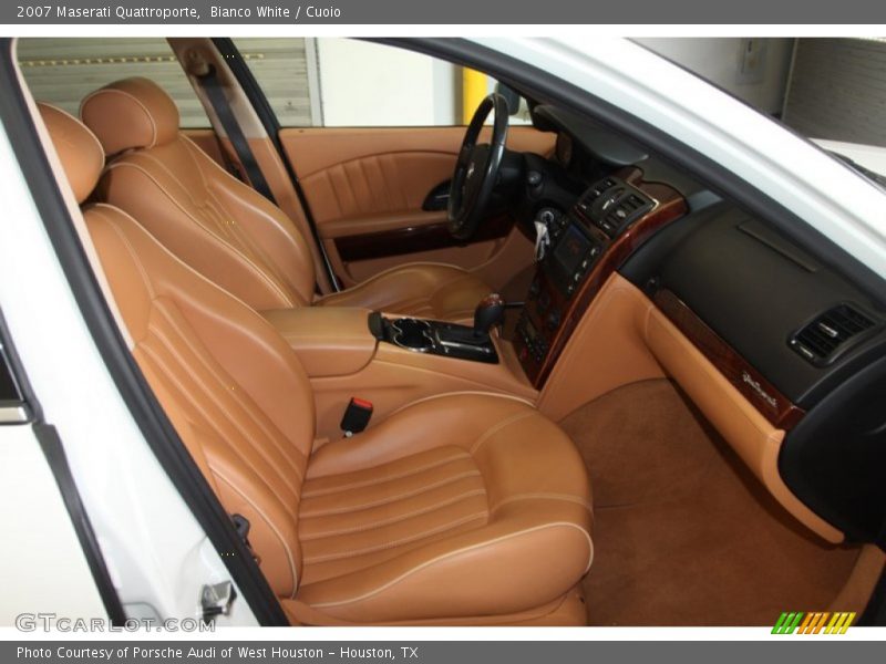 Bianco White / Cuoio 2007 Maserati Quattroporte