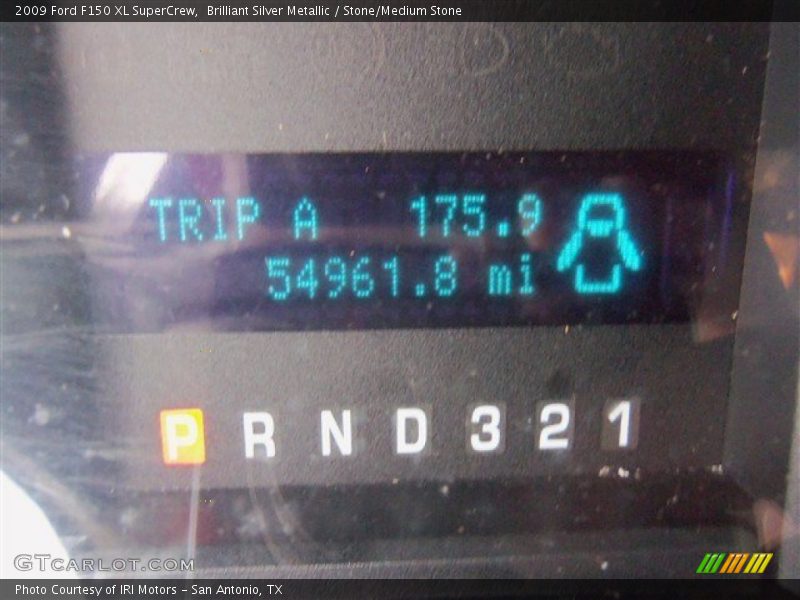 Brilliant Silver Metallic / Stone/Medium Stone 2009 Ford F150 XL SuperCrew
