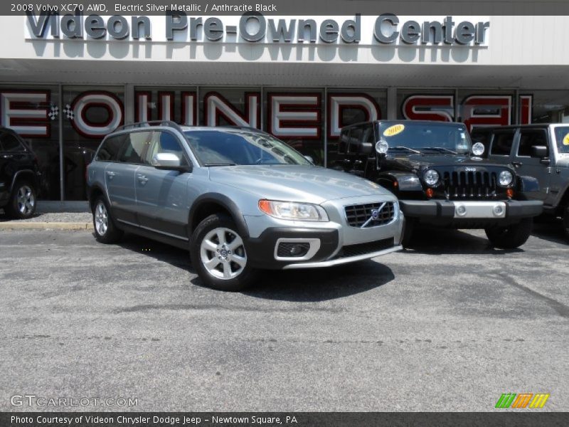 Electric Silver Metallic / Anthracite Black 2008 Volvo XC70 AWD