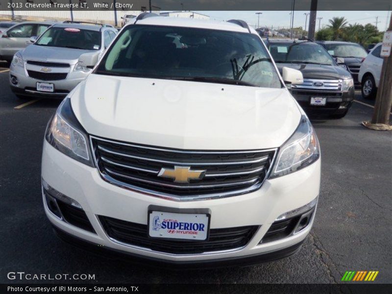 White / Ebony 2013 Chevrolet Traverse LT