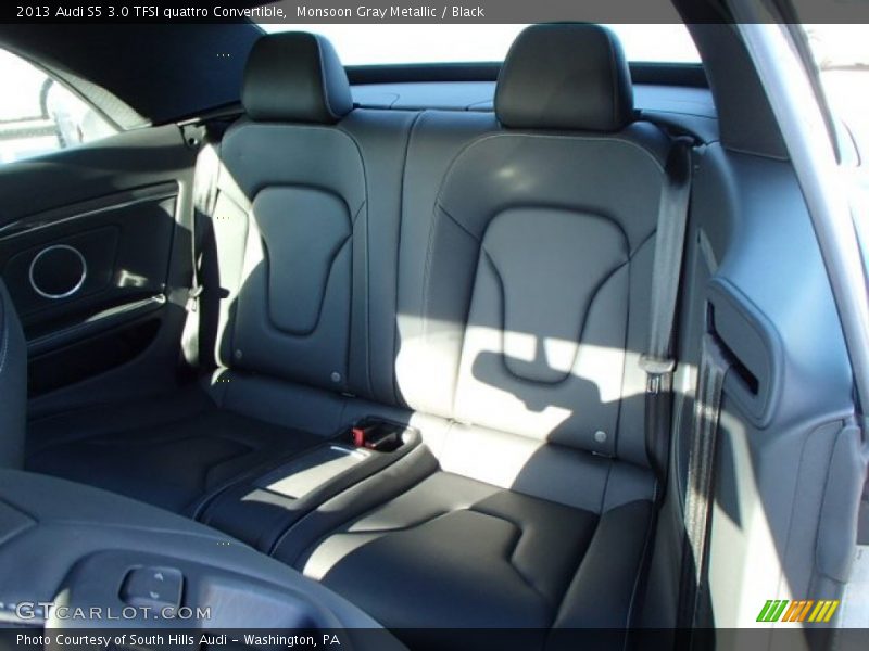 Rear Seat of 2013 S5 3.0 TFSI quattro Convertible