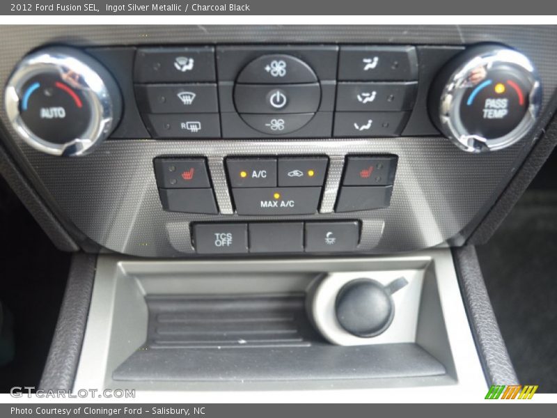 Ingot Silver Metallic / Charcoal Black 2012 Ford Fusion SEL