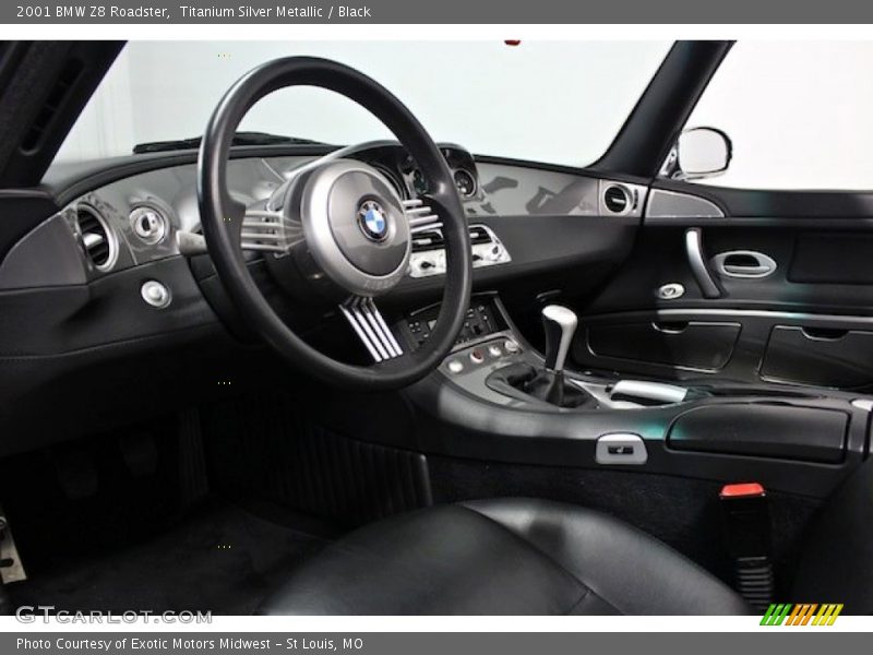 Dashboard of 2001 Z8 Roadster