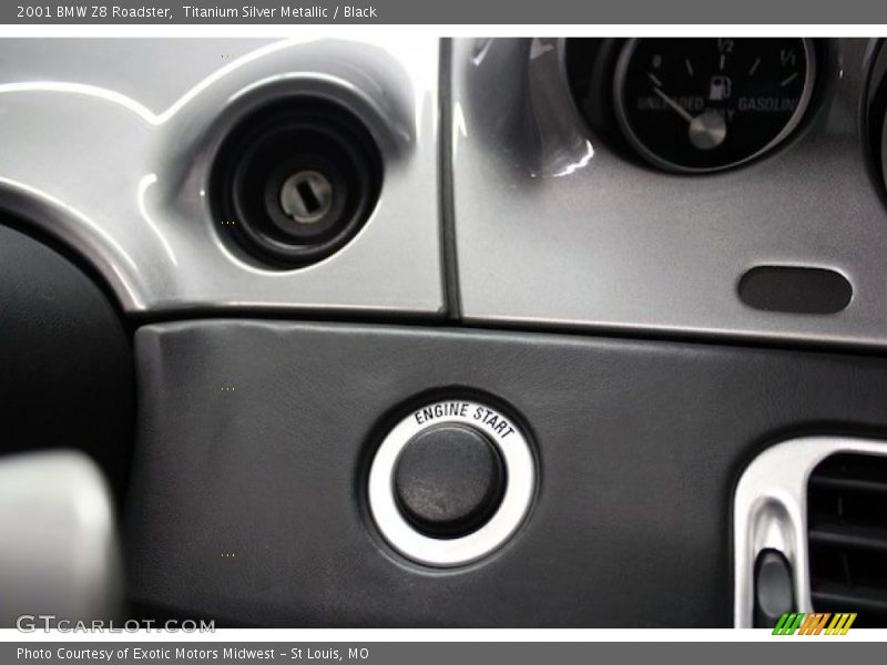 Controls of 2001 Z8 Roadster