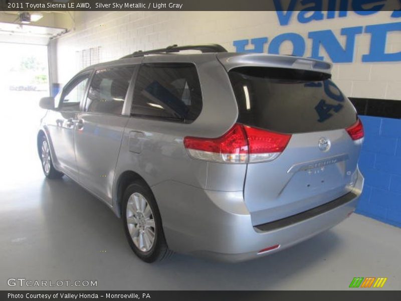 Silver Sky Metallic / Light Gray 2011 Toyota Sienna LE AWD