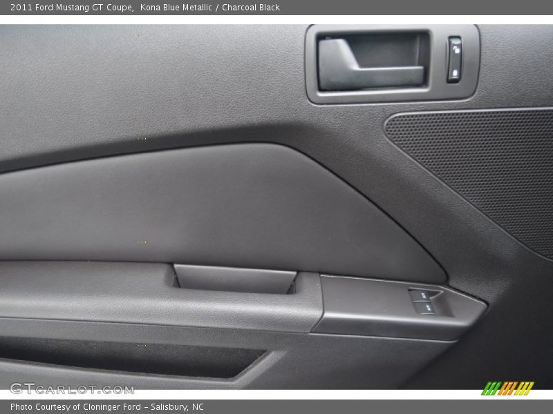 Kona Blue Metallic / Charcoal Black 2011 Ford Mustang GT Coupe