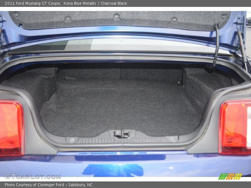 Kona Blue Metallic / Charcoal Black 2011 Ford Mustang GT Coupe