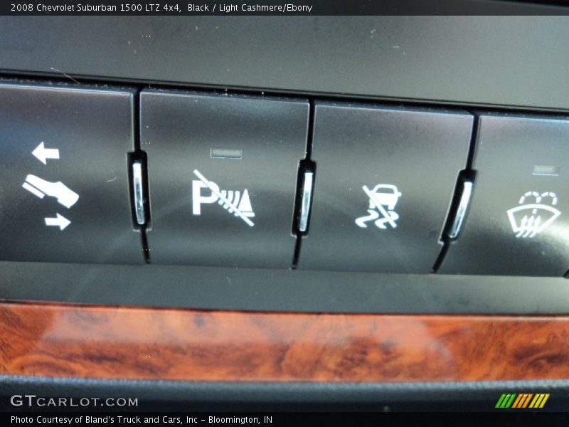 Black / Light Cashmere/Ebony 2008 Chevrolet Suburban 1500 LTZ 4x4