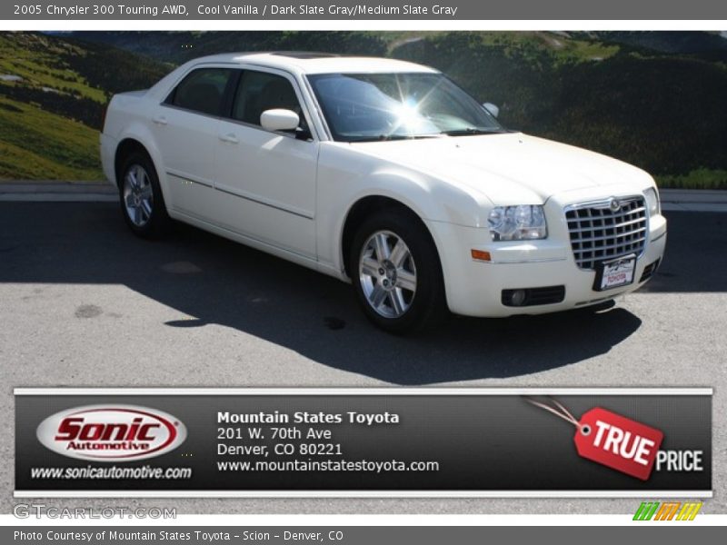 Cool Vanilla / Dark Slate Gray/Medium Slate Gray 2005 Chrysler 300 Touring AWD