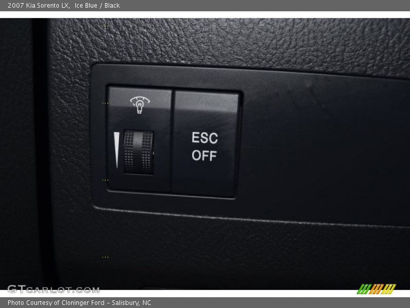 Ice Blue / Black 2007 Kia Sorento LX