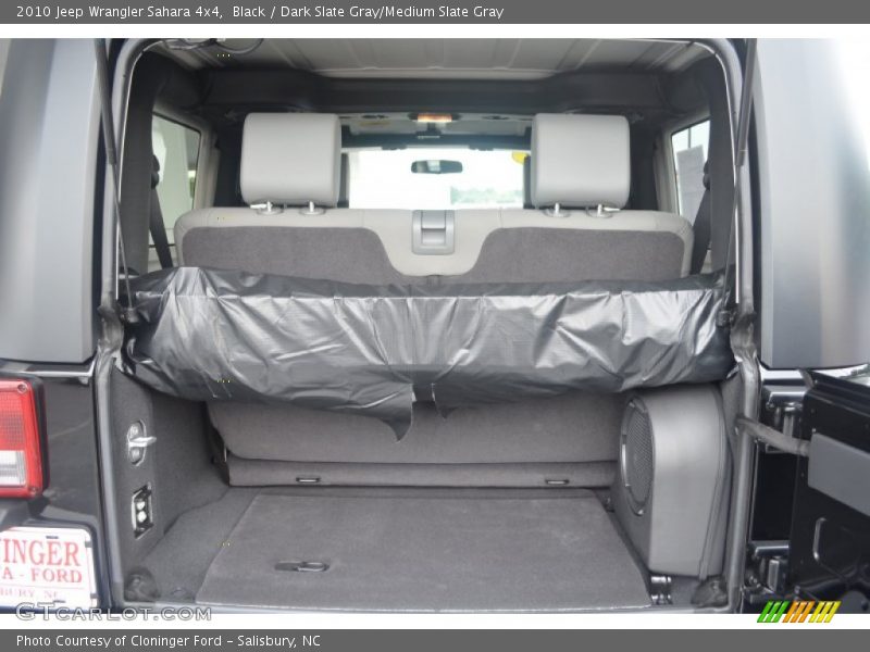 Black / Dark Slate Gray/Medium Slate Gray 2010 Jeep Wrangler Sahara 4x4