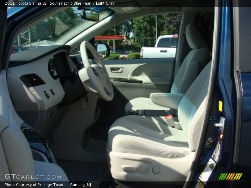 South Pacific Blue Pearl / Light Gray 2011 Toyota Sienna LE