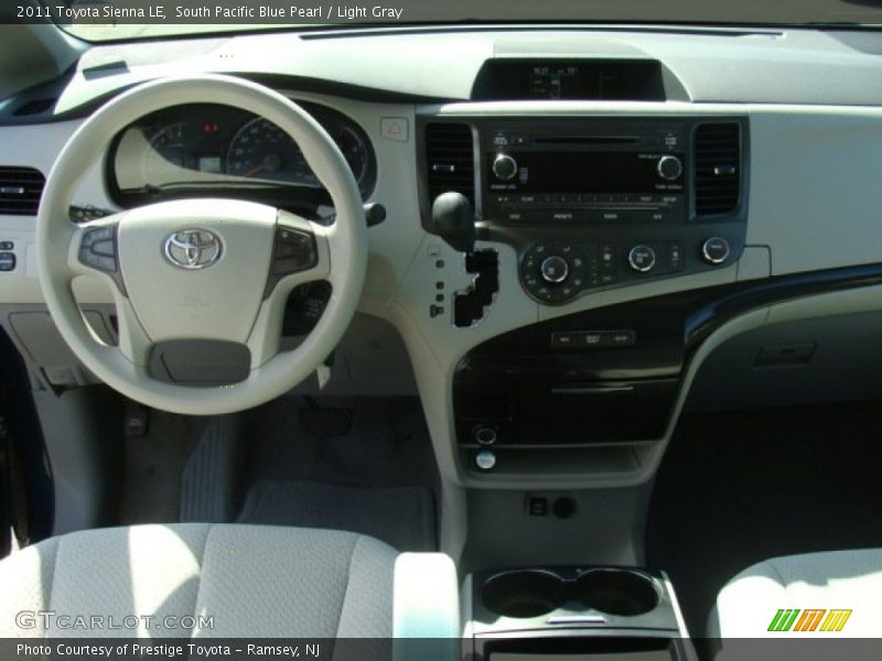 South Pacific Blue Pearl / Light Gray 2011 Toyota Sienna LE