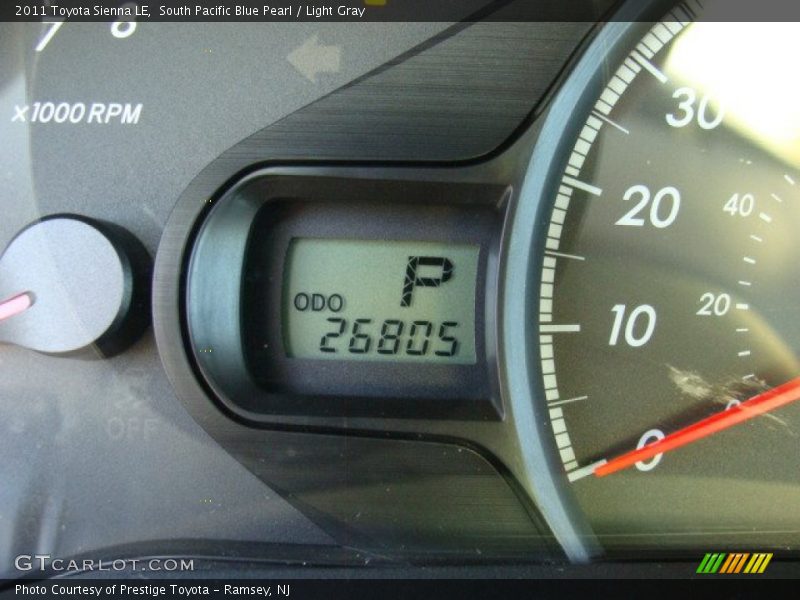 South Pacific Blue Pearl / Light Gray 2011 Toyota Sienna LE