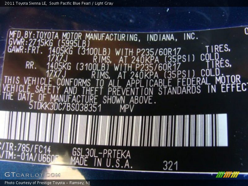 South Pacific Blue Pearl / Light Gray 2011 Toyota Sienna LE