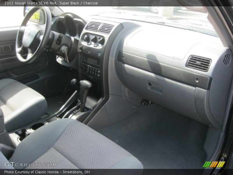 Super Black / Charcoal 2003 Nissan Xterra SE V6 4x4