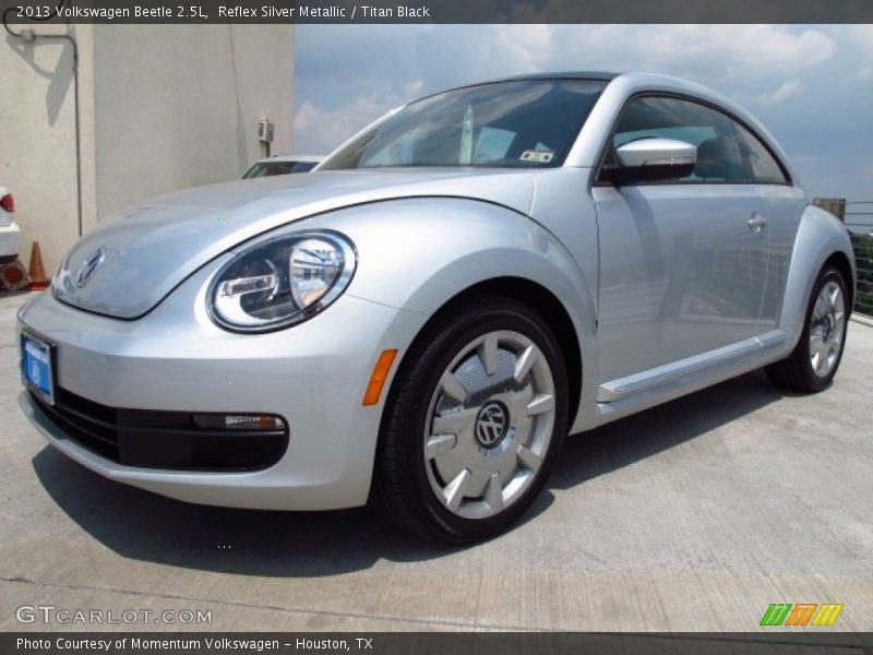Reflex Silver Metallic / Titan Black 2013 Volkswagen Beetle 2.5L