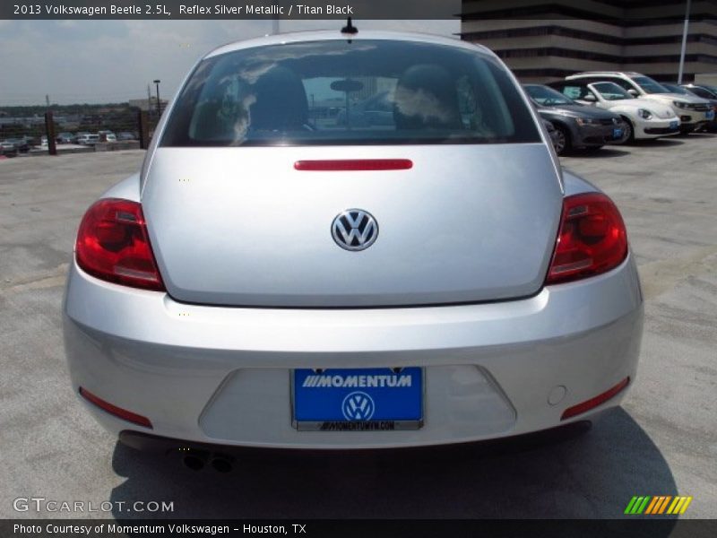 Reflex Silver Metallic / Titan Black 2013 Volkswagen Beetle 2.5L