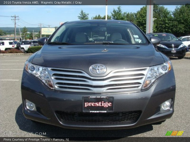 Magnetic Gray Metallic / Gray 2010 Toyota Venza AWD