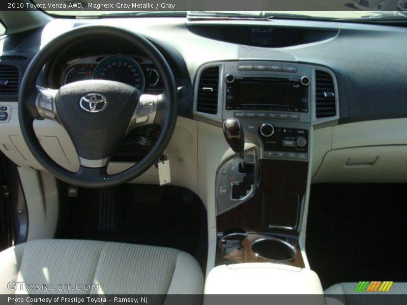Magnetic Gray Metallic / Gray 2010 Toyota Venza AWD