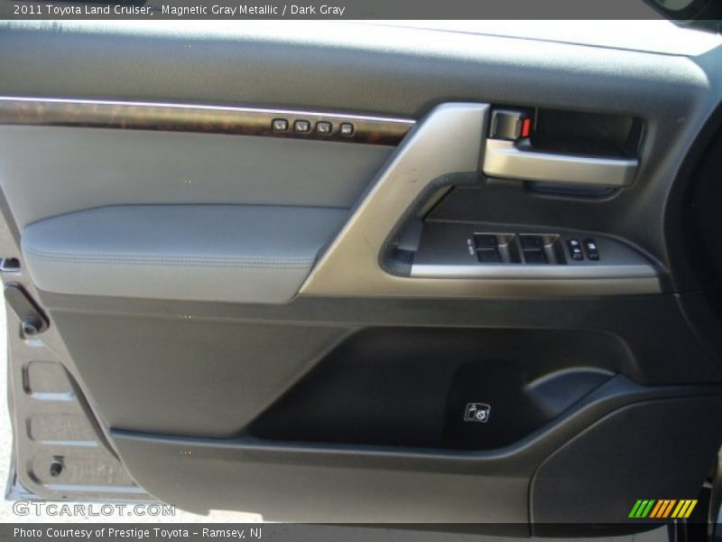 Magnetic Gray Metallic / Dark Gray 2011 Toyota Land Cruiser