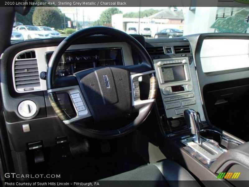 Sterling Grey Metallic / Charcoal Black 2010 Lincoln Navigator 4x4