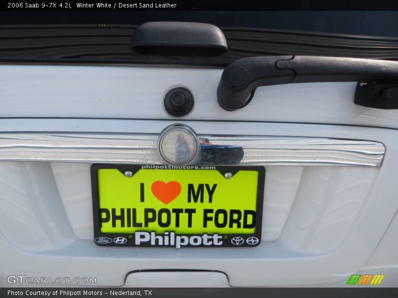 Winter White / Desert Sand Leather 2006 Saab 9-7X 4.2i