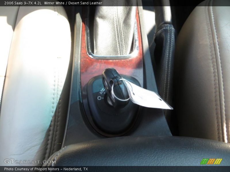 Winter White / Desert Sand Leather 2006 Saab 9-7X 4.2i