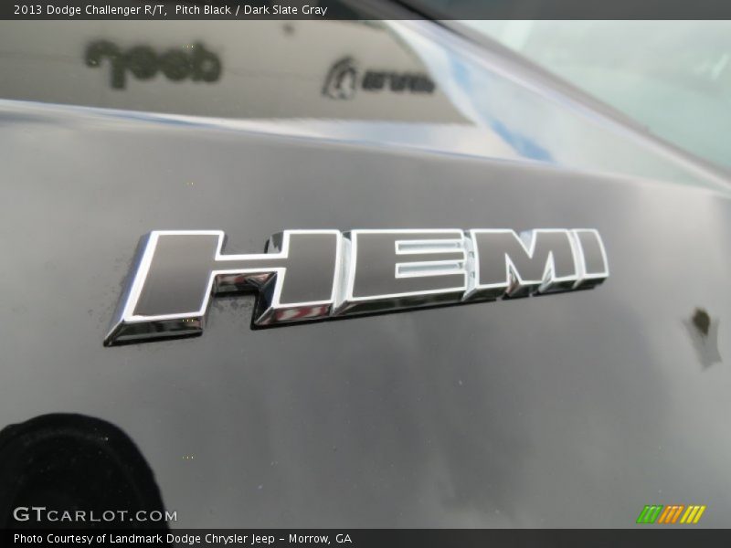 Pitch Black / Dark Slate Gray 2013 Dodge Challenger R/T