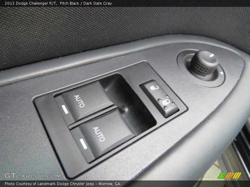 Pitch Black / Dark Slate Gray 2013 Dodge Challenger R/T