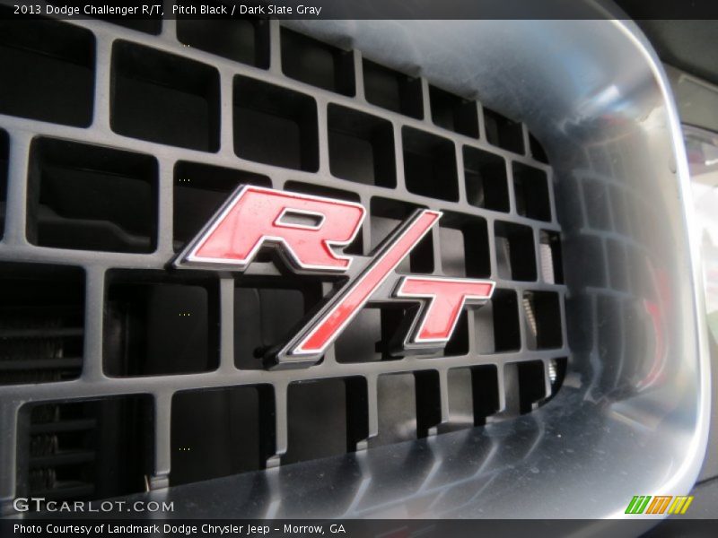 Pitch Black / Dark Slate Gray 2013 Dodge Challenger R/T