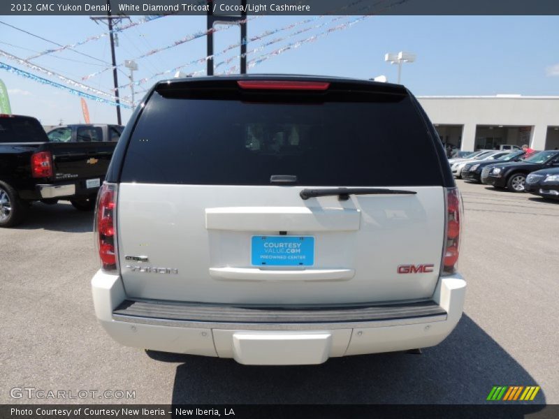 White Diamond Tricoat / Cocoa/Light Cashmere 2012 GMC Yukon Denali