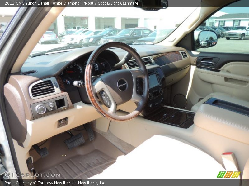 White Diamond Tricoat / Cocoa/Light Cashmere 2012 GMC Yukon Denali