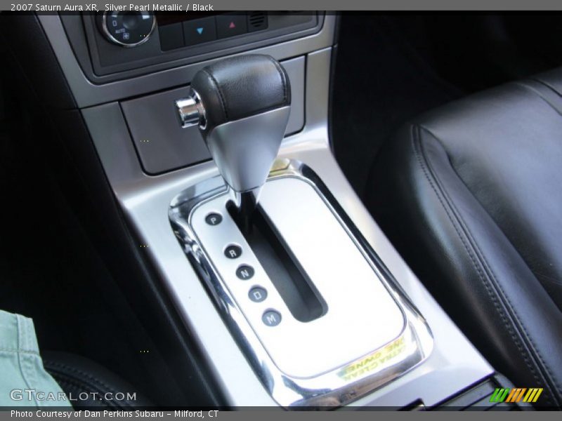 Silver Pearl Metallic / Black 2007 Saturn Aura XR