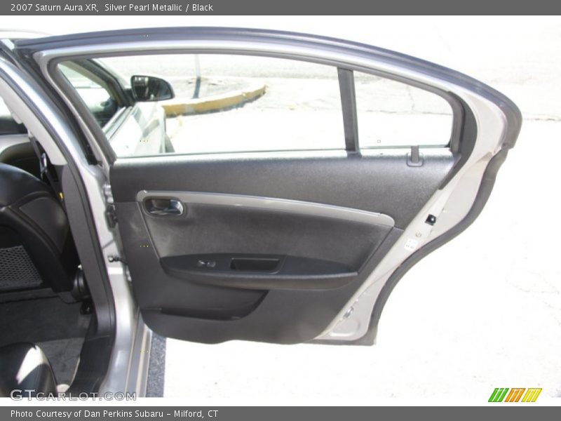 Silver Pearl Metallic / Black 2007 Saturn Aura XR