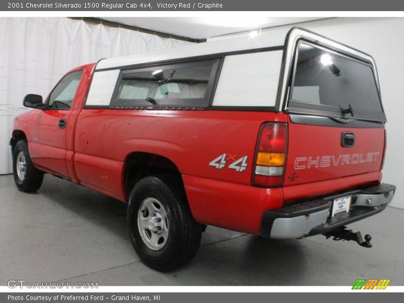 Victory Red / Graphite 2001 Chevrolet Silverado 1500 Regular Cab 4x4