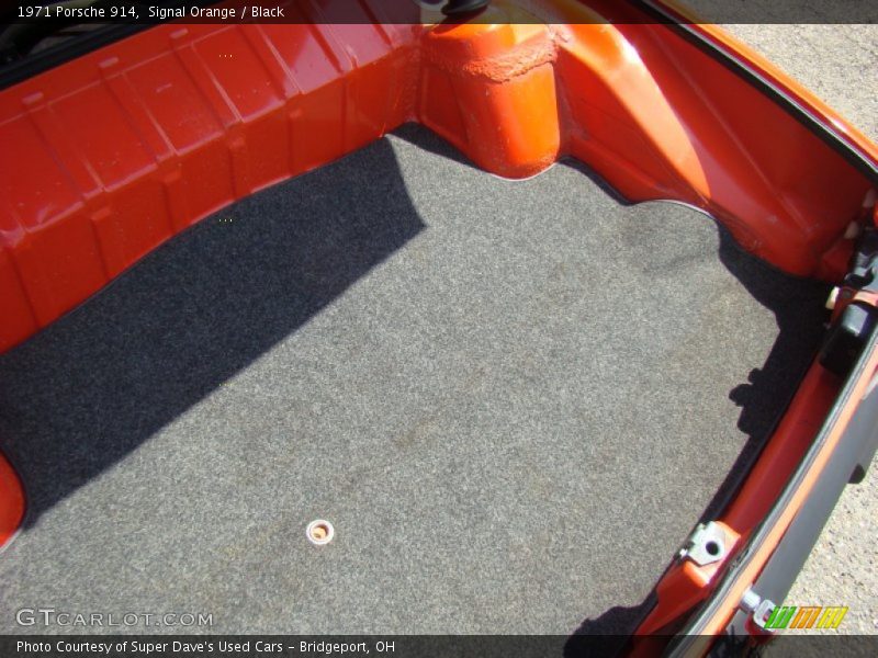  1971 914  Trunk