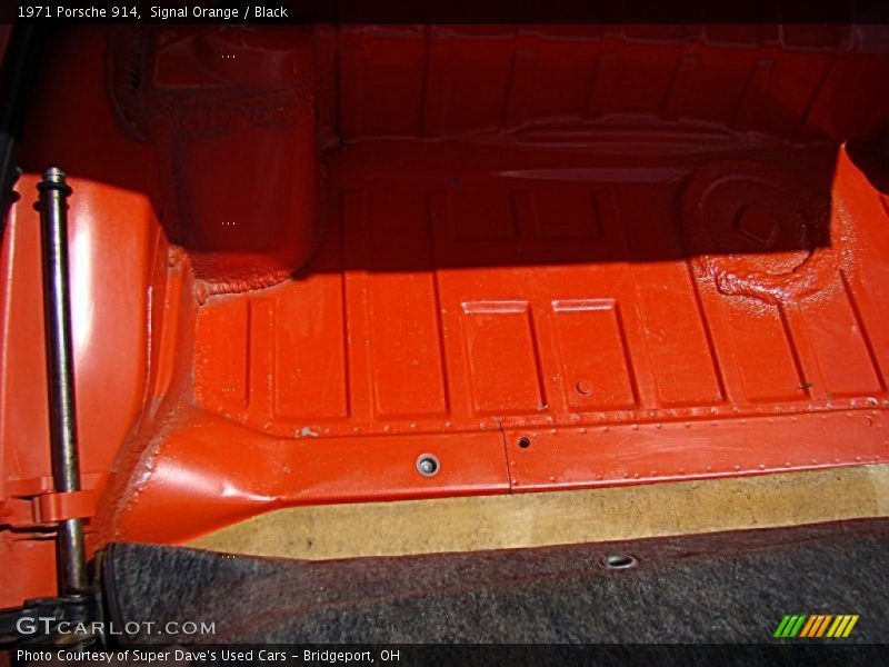 Signal Orange / Black 1971 Porsche 914
