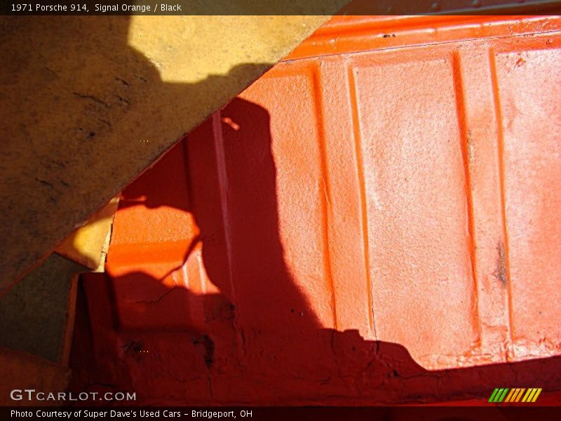 Signal Orange / Black 1971 Porsche 914