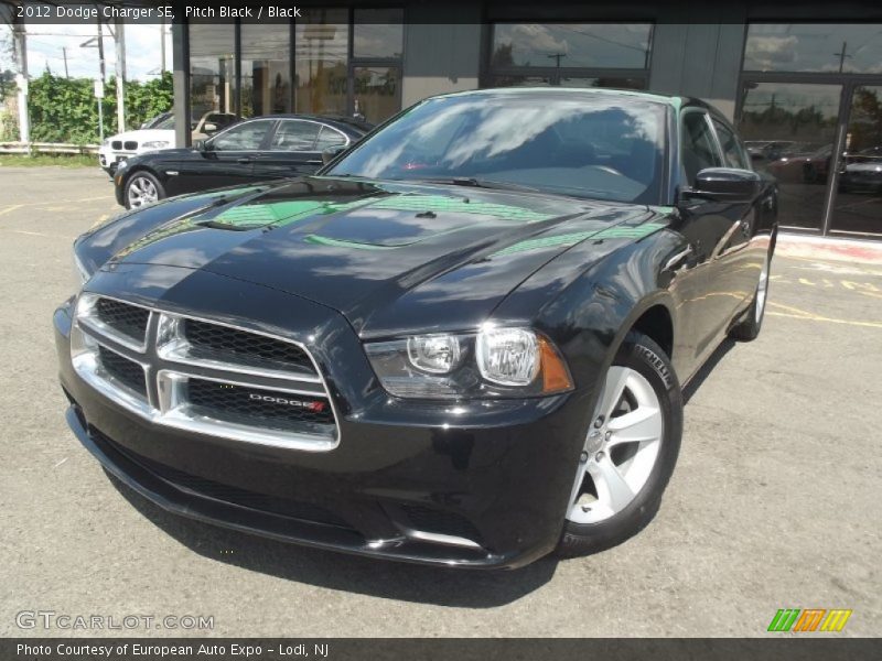 Pitch Black / Black 2012 Dodge Charger SE