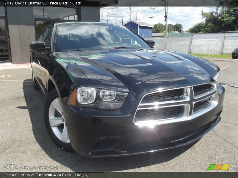 Pitch Black / Black 2012 Dodge Charger SE